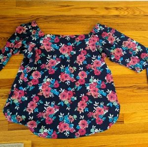 Off the shoulder, 3/4 length sleeve shirt